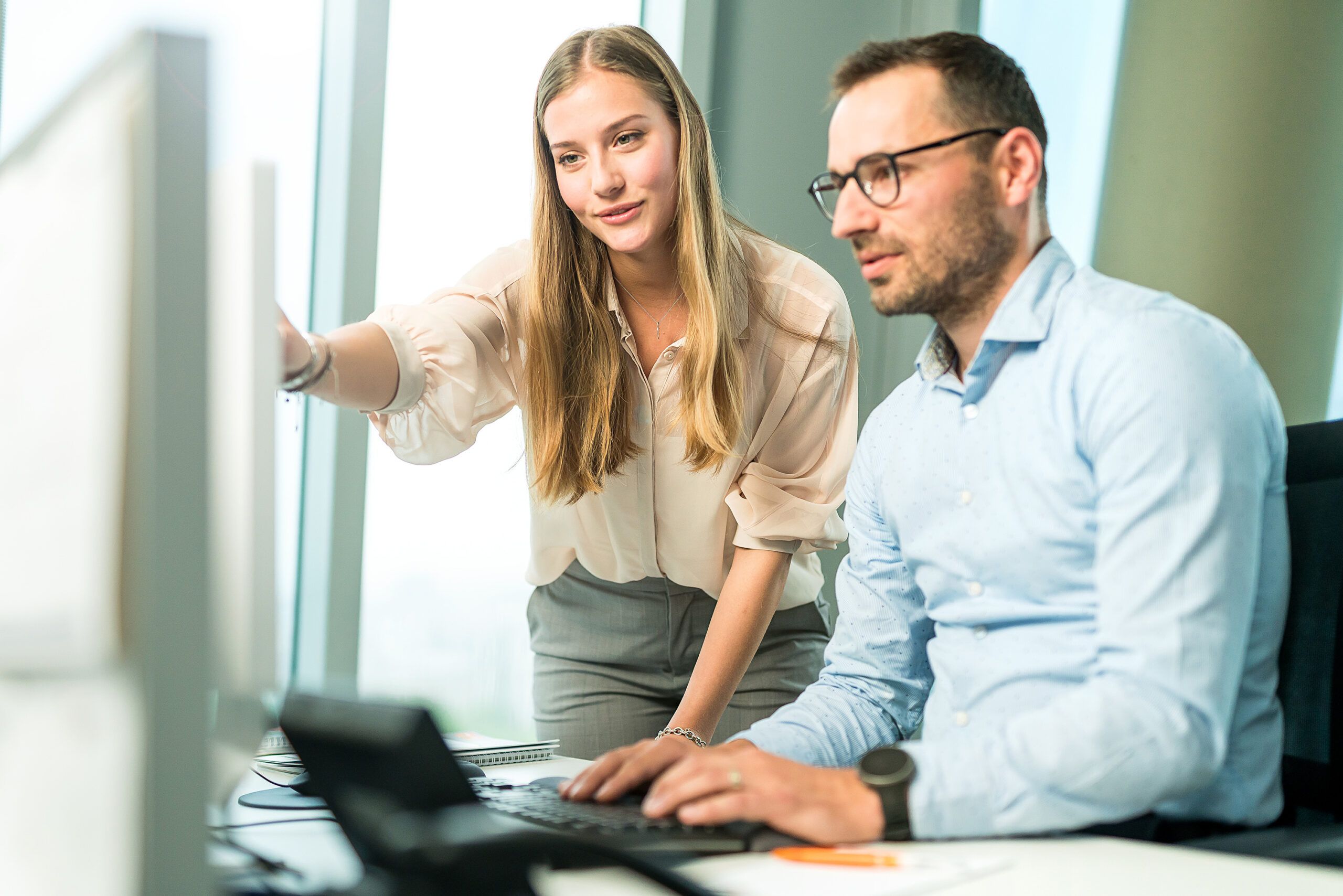 Die Ausbildung zur Industriekauffrau und zum Industriekaufmann